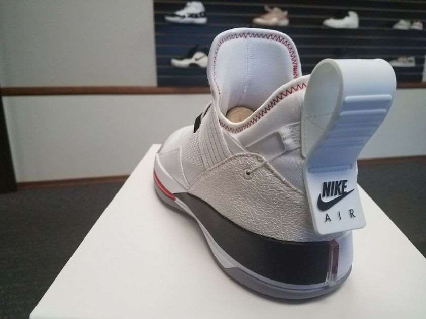 Air Jordan 33 Low SE CD9560-106 Release Date